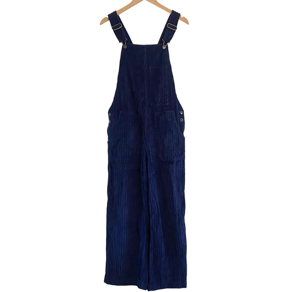 Farm Rio Corduroy Overalls Blue Women's Size Small
Bohemian Retro western